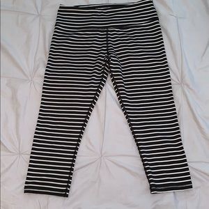 Striped Performance Capri Leggings